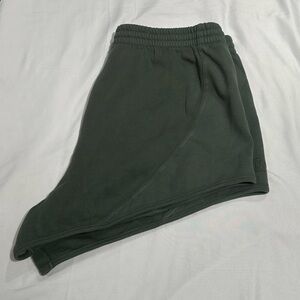 Pink Ivy Fleece Curved Hem Shorts ( Fresh Forest) - Size LG